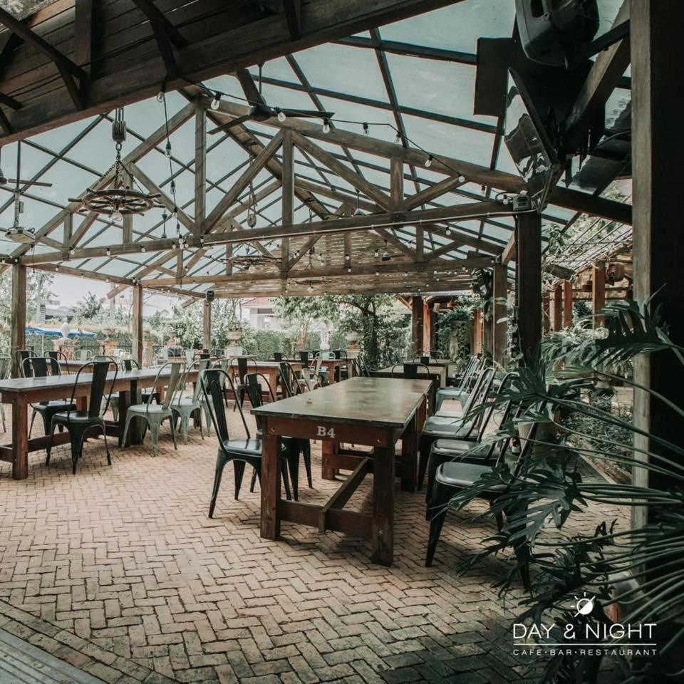 Nipa Garden Hotel Surat Thani Ngoại thất bức ảnh