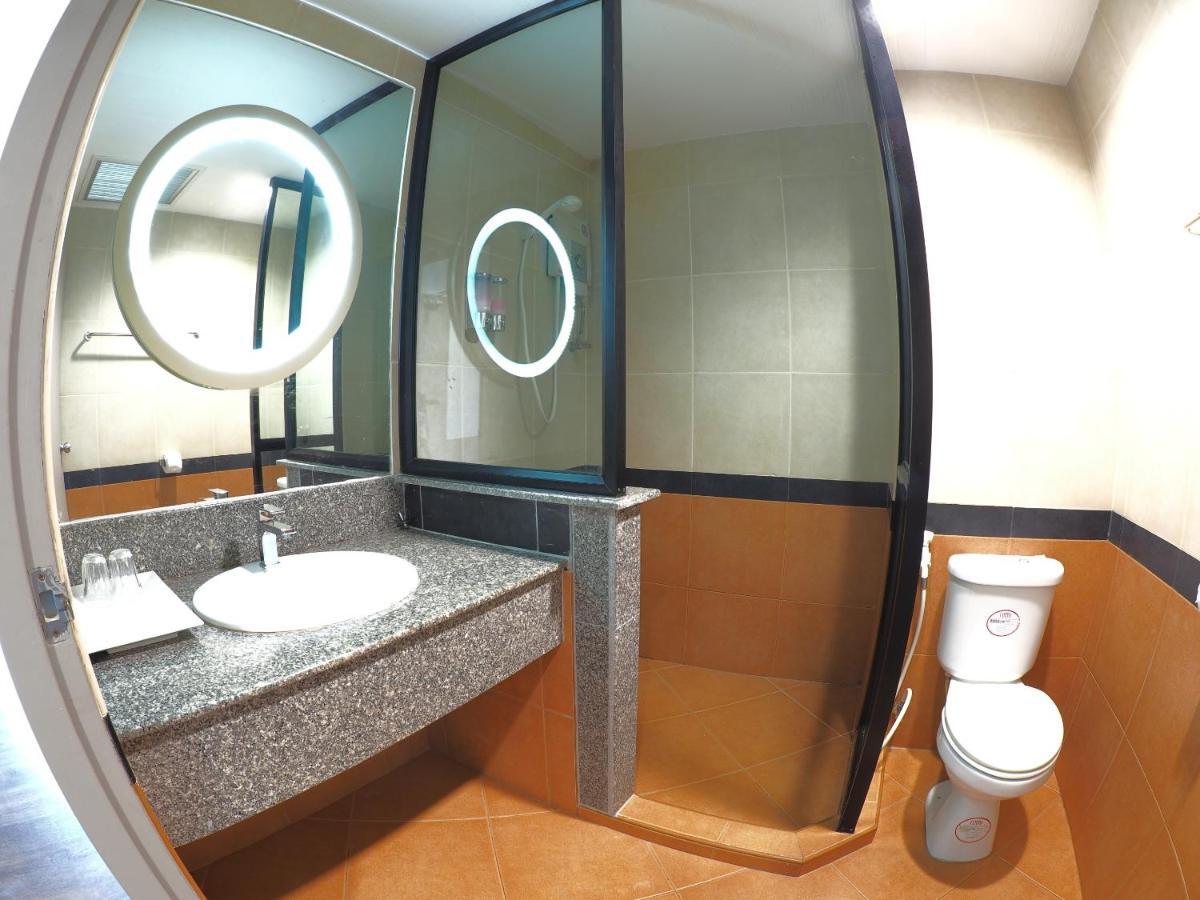 Nipa Garden Hotel Surat Thani Ngoại thất bức ảnh